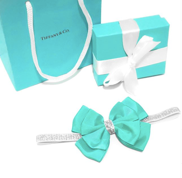 Ultimate Bow Gift Box